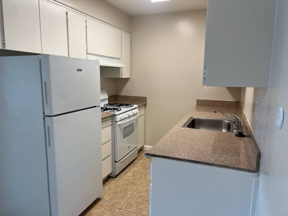Apartment for rent at 9230 Kiefer Blvd, Sacramento, CA 95826