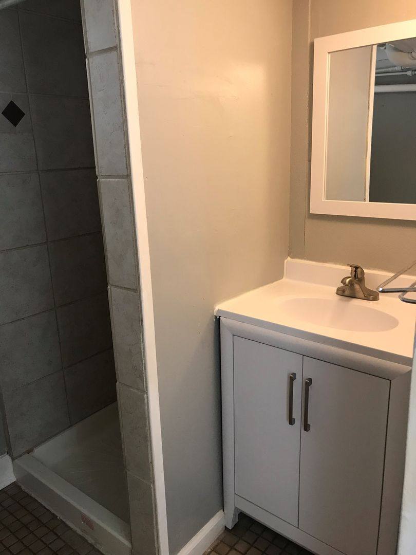 House for rent at 518 Monroe St, Ann Arbor, MI 48104