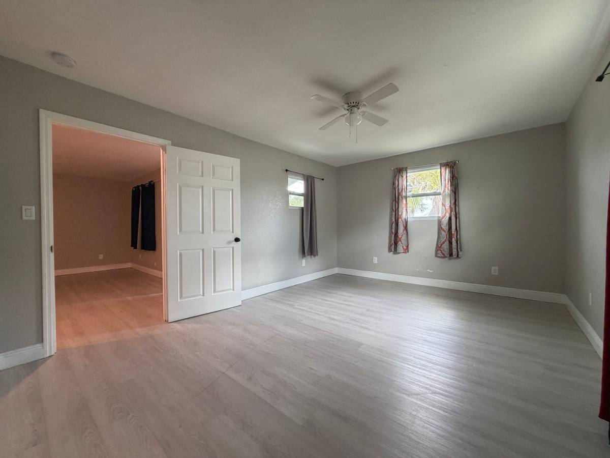 House for rent at 2728 14th Ave S, Saint Petersburg, FL 33712