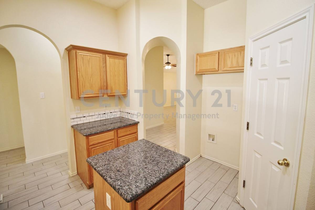 House for rent at 609 Blueberry Hill Lane, Mansfield, TX 76063