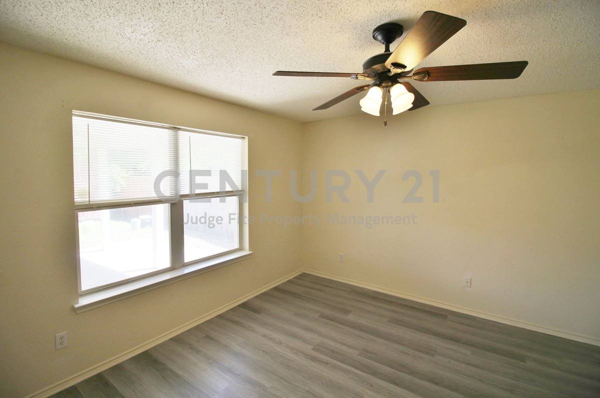 House for rent at 609 Blueberry Hill Lane, Mansfield, TX 76063