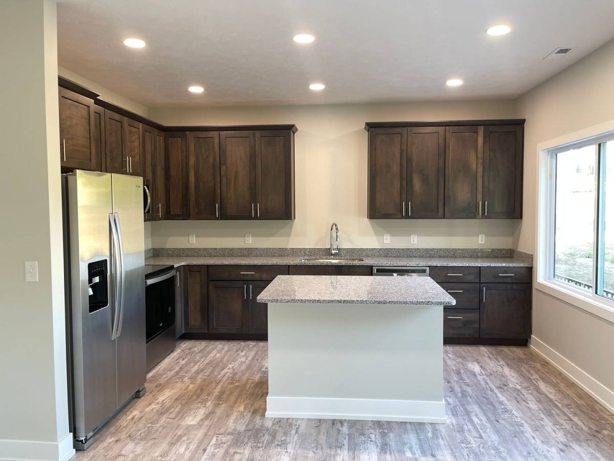 Apartment for rent at 4342-4520 Briarpark Dr, Lincoln, NE 68516