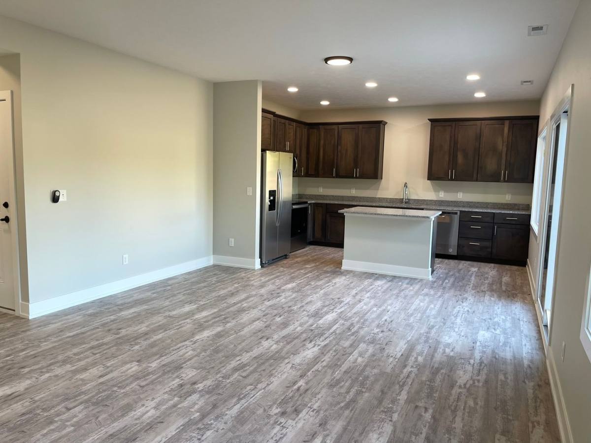 Apartment for rent at 4342-4520 Briarpark Dr, Lincoln, NE 68516
