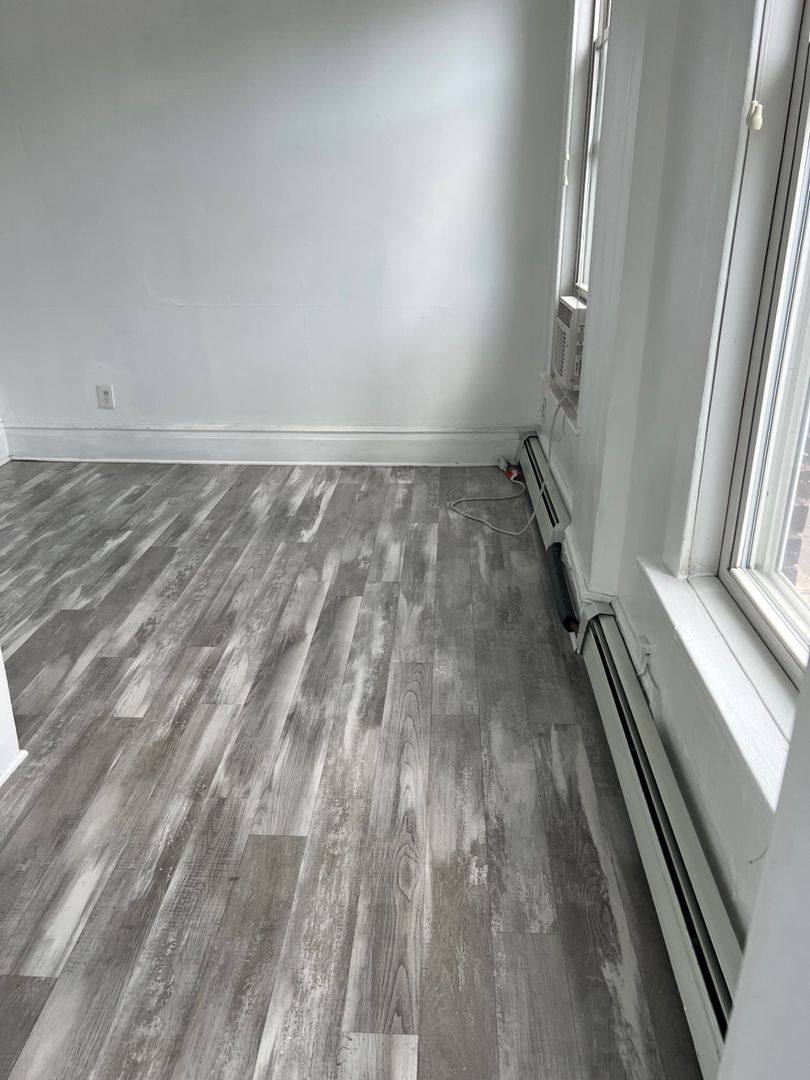 Apartment for rent at 816 S State St, Ann Arbor, MI 48104