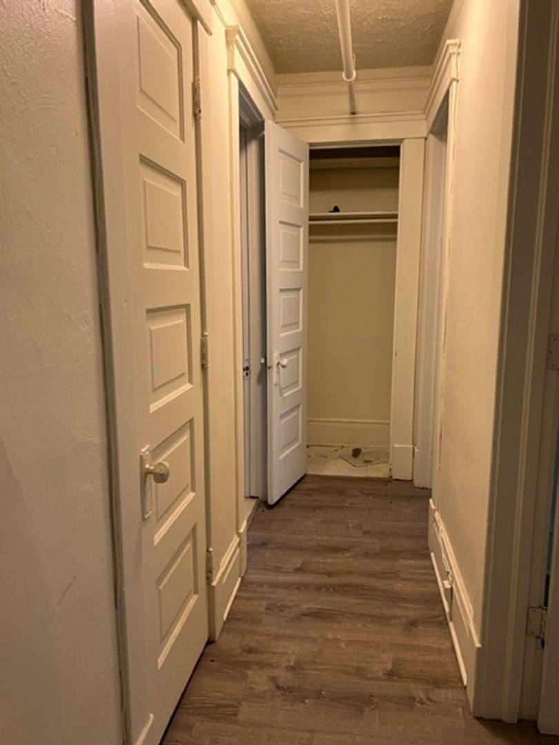 Apartment for rent at 816 S State St, Ann Arbor, MI 48104