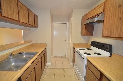 House for rent at 56 Fallshire Dr, Spring, TX 77381