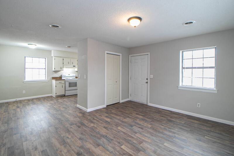 Apartment for rent at 404 -14 Thompsonville Lane, Oak Grove, KY 42262