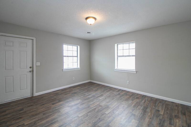 Apartment for rent at 404 -14 Thompsonville Lane, Oak Grove, KY 42262