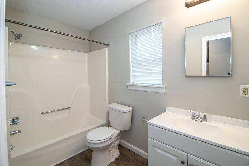 Apartment for rent at 404 -14 Thompsonville Lane, Oak Grove, KY 42262