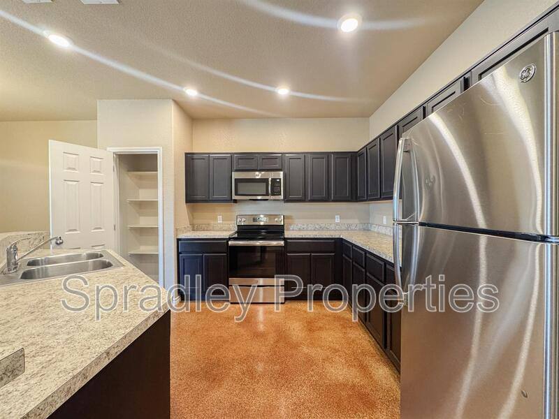 Apartment for rent at 1560 Kal Court, Belton, TX 76513