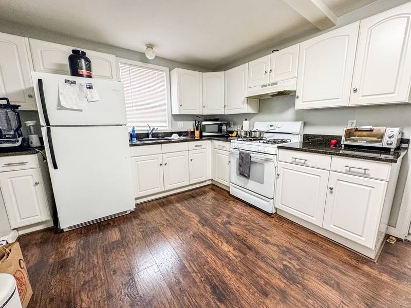 Apartment for rent at 123 Willow St, Cambridge, MA 02141