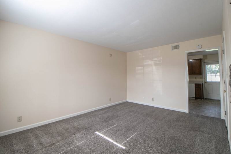 Townhouse for rent at 371-3 Peabody Dr, Clarksville, TN 37042