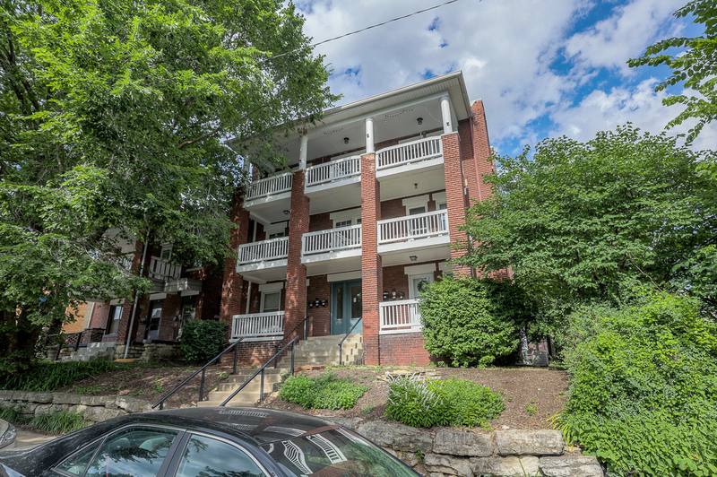 Apartment for rent at 2710 Holmes St, Kansas City, MO 64109