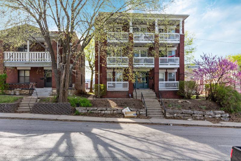 Apartment for rent at 2710 Holmes St, Kansas City, MO 64109