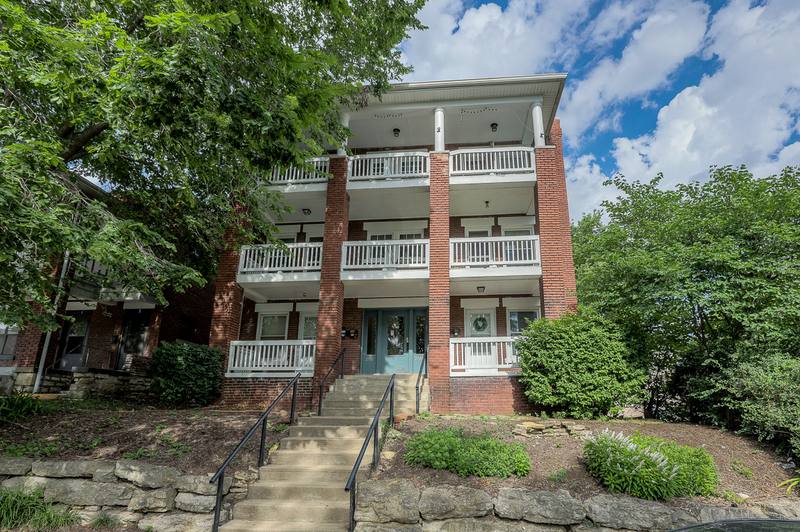 Apartment for rent at 2710 Holmes St, Kansas City, MO 64109