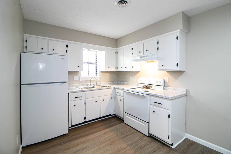 Apartment for rent at 404 -10 Thompsonville Lane, Oak Grove, KY 42262