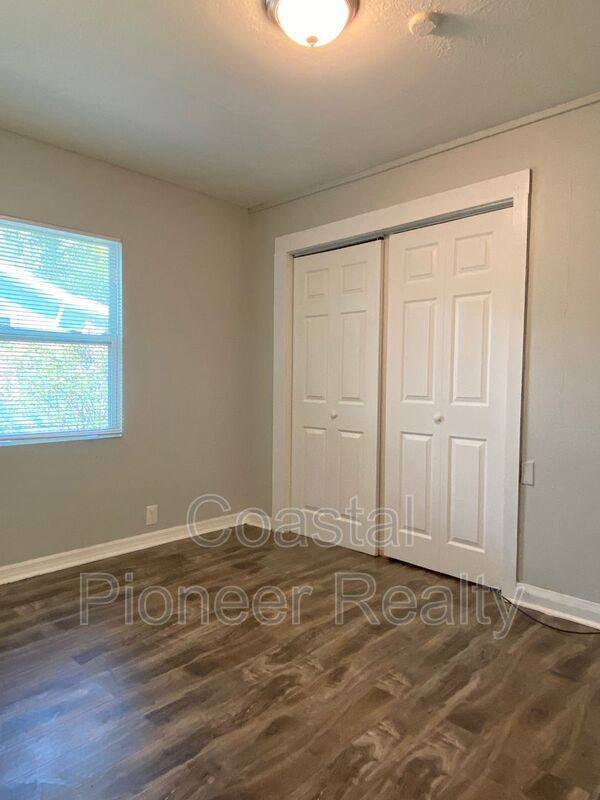 House for rent at 8105 N 12th St, Tampa, FL 33604