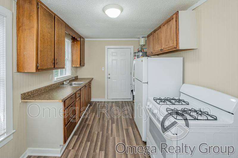 Apartment for rent at 3208 Clopton St SW, Huntsville, AL 35805