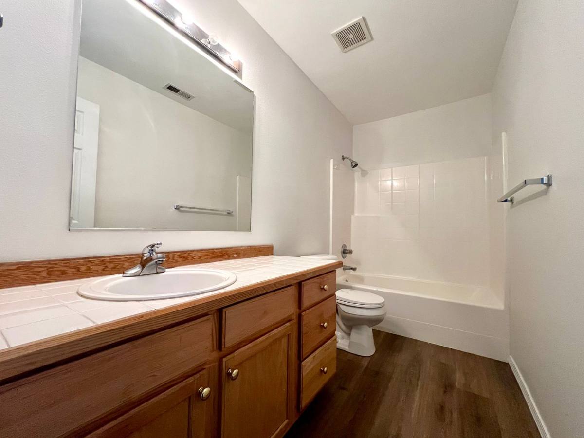 Townhouse for rent at 17853 SW Wakem St, Beaverton, OR 97003