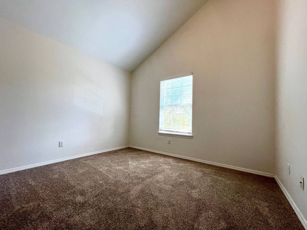Townhouse for rent at 17853 SW Wakem St, Beaverton, OR 97003