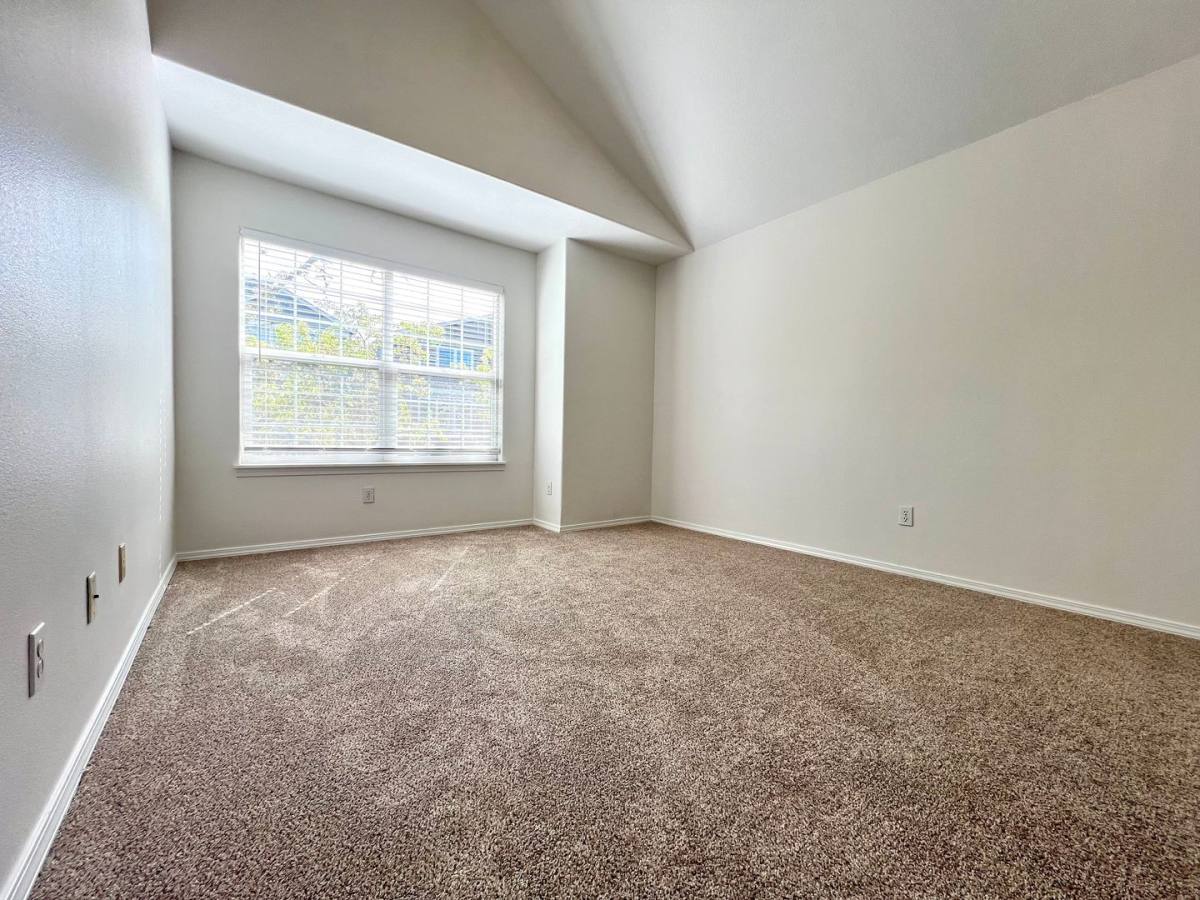 Townhouse for rent at 17853 SW Wakem St, Beaverton, OR 97003