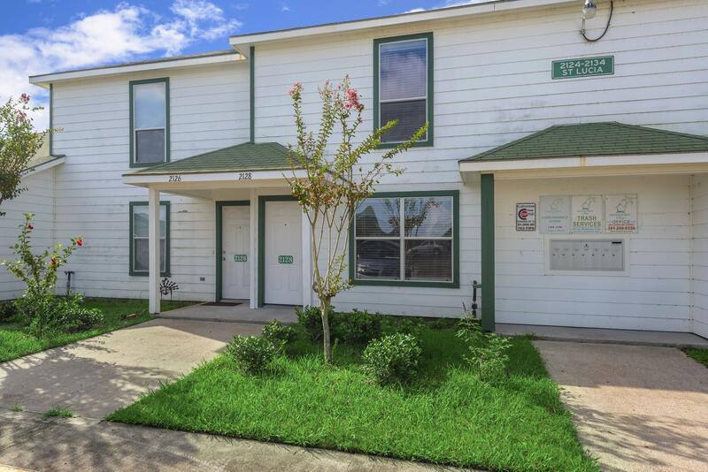 Apartment for rent at 2117 Roatan Calle, Dickinson, TX 77539