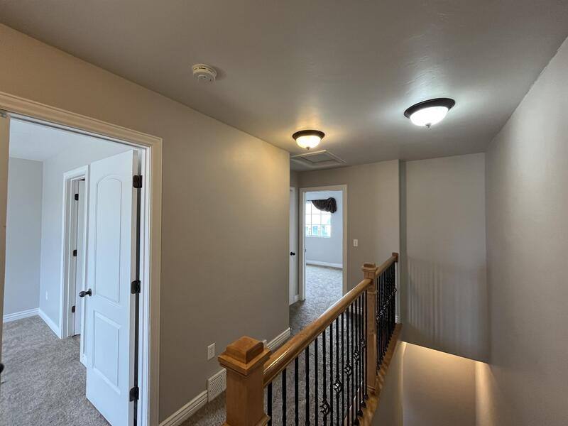 Townhouse for rent at 4518 Cave Run Lane, South Jordan, UT 84009