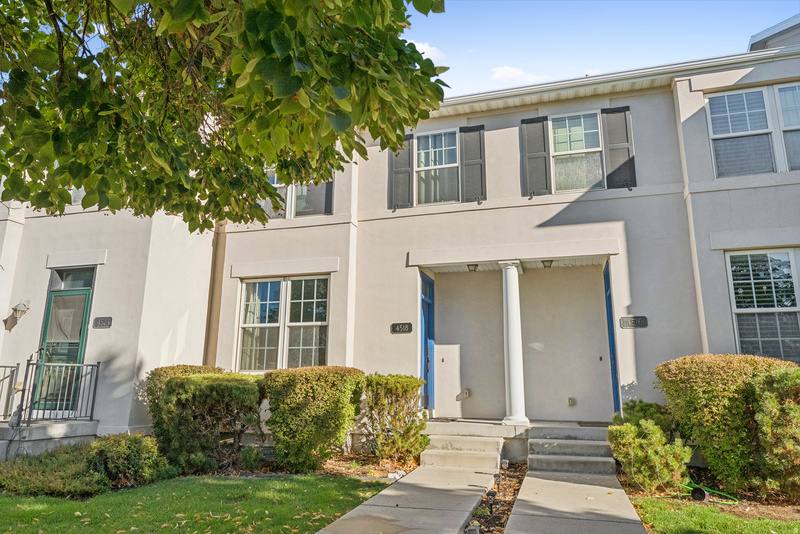 Townhouse for rent at 4518 Cave Run Lane, South Jordan, UT 84009