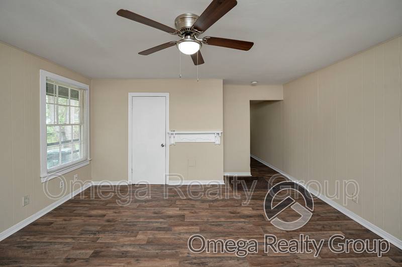 Apartment for rent at 3210 Clopton St SW, Huntsville, AL 35805
