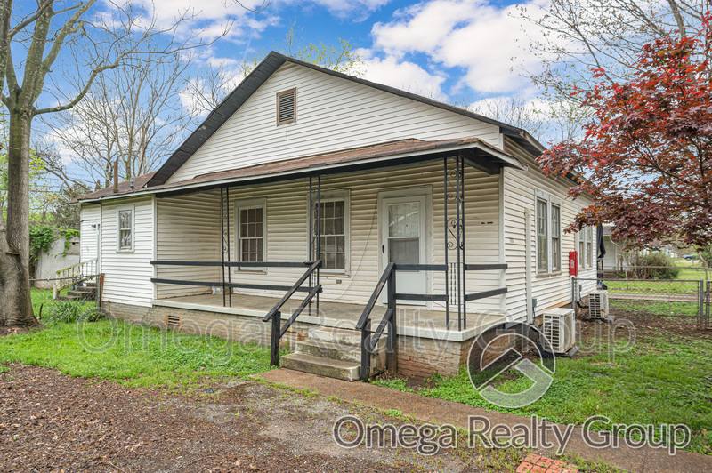 Apartment for rent at 3210 Clopton St SW, Huntsville, AL 35805