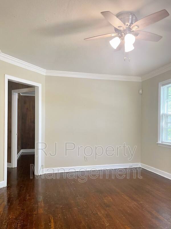 House for rent at 732 S Greer St, Memphis, TN 38111