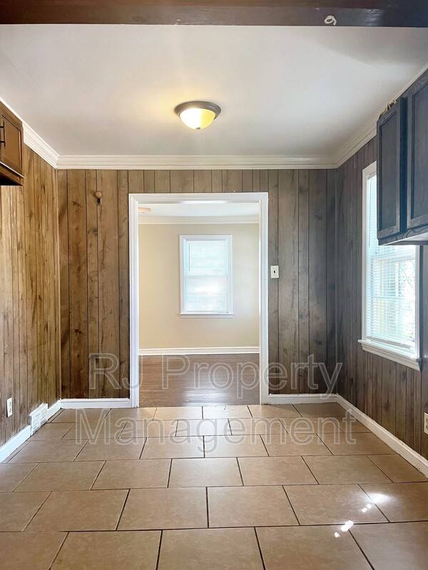 House for rent at 732 S Greer St, Memphis, TN 38111