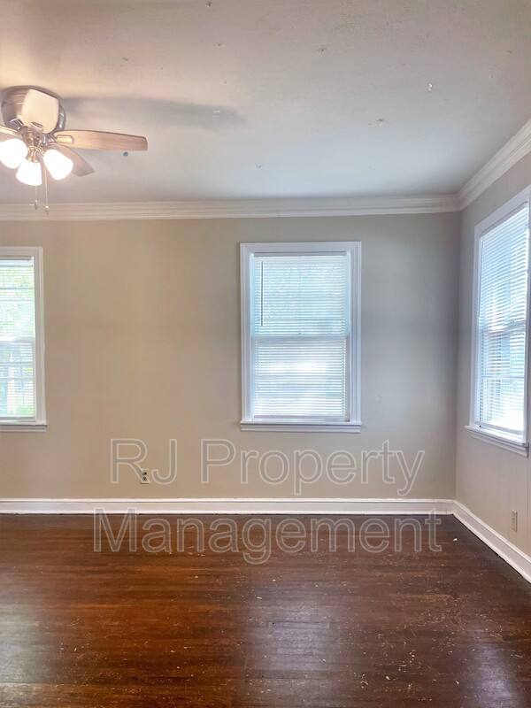 House for rent at 732 S Greer St, Memphis, TN 38111
