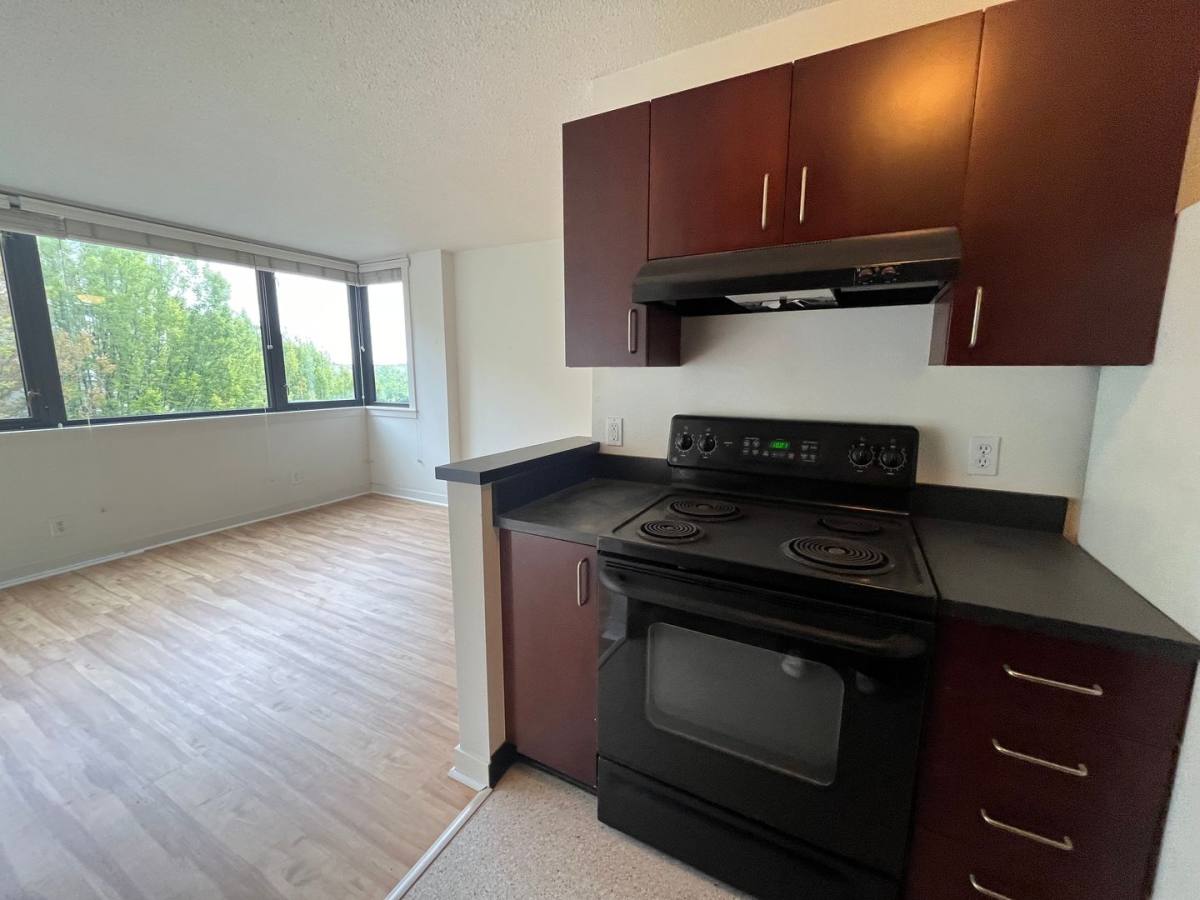 Apartment for rent at 2020 SW Main St, Portland, OR 97205