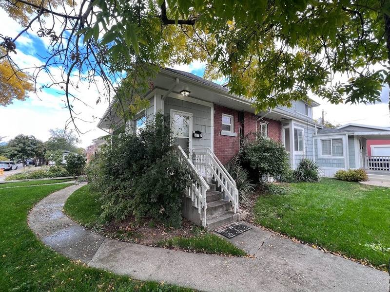 Apartment for rent at 867 E Browning Ave #2, Salt Lake City, UT 84105