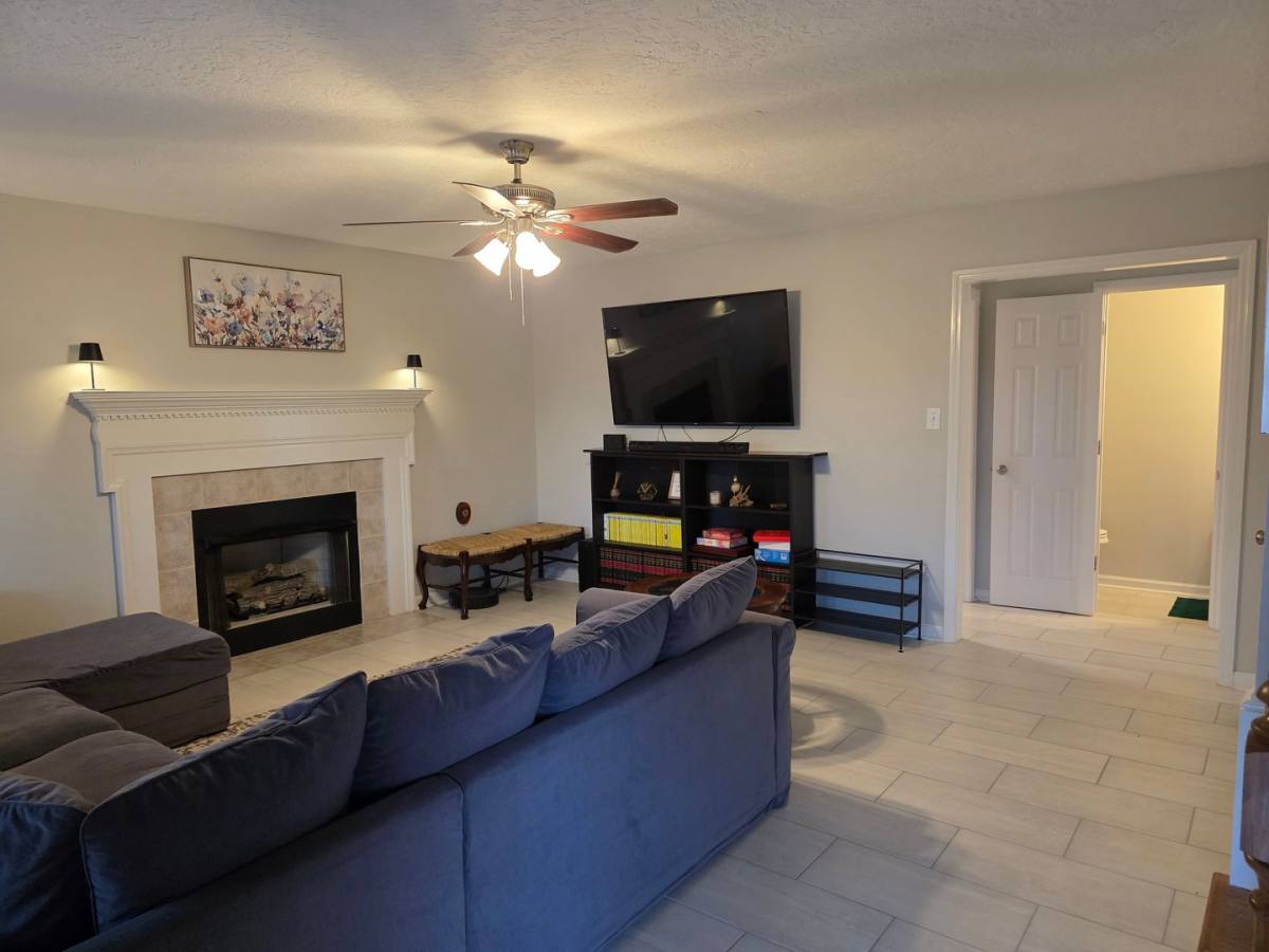 1318 Maple Leaf Court, Evans, GA 30809 - House for Rent - Image 2