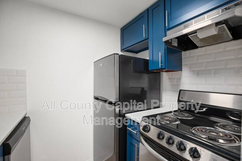 Apartment for rent at 502 W 35th St #105, Austin, TX 78705