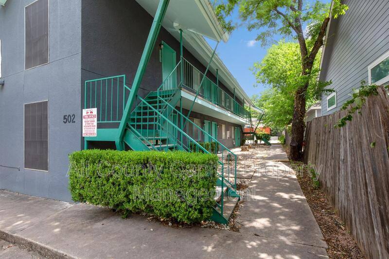 Apartment for rent at 502 W 35th St #105, Austin, TX 78705