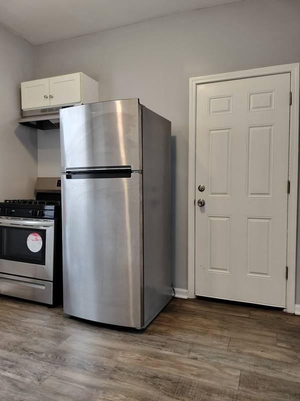 Apartment for rent at 6601 S Green St #821-2, Chicago, IL 60621