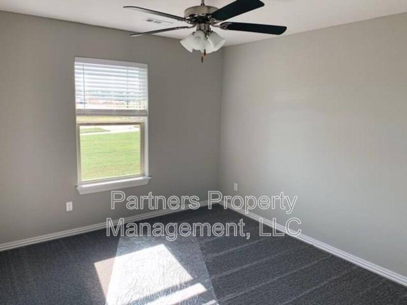 House for rent at 1521 N Dawes, Fayetteville, AR 72704