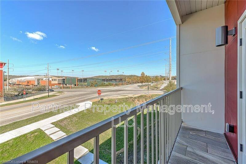 Townhouse for rent at 1764 S Razorback Rd, Fayetteville, AR 72701