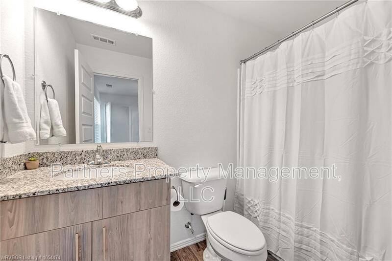 Townhouse for rent at 1764 S Razorback Rd, Fayetteville, AR 72701
