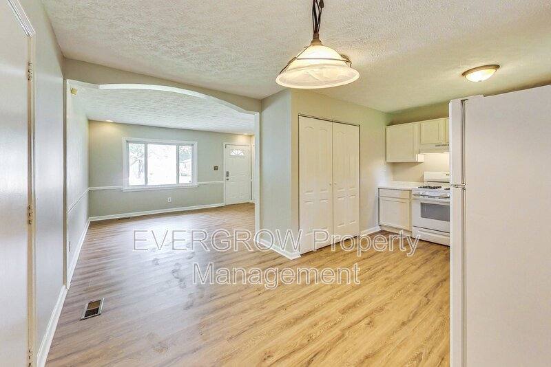 House for rent at 3962 Strathmore Dr, Indianapolis, IN 46235
