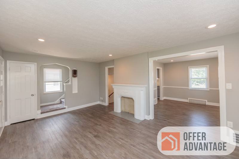 House for rent at 376 E 215th St, Euclid, OH 44123