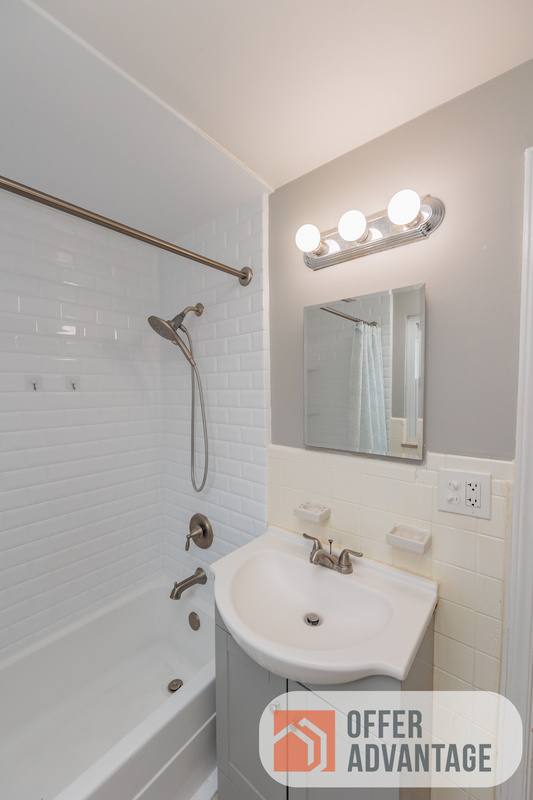 House for rent at 376 E 215th St, Euclid, OH 44123