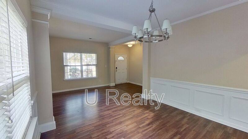 House for rent at 10009 Barrands Lane, Charlotte, NC 28278