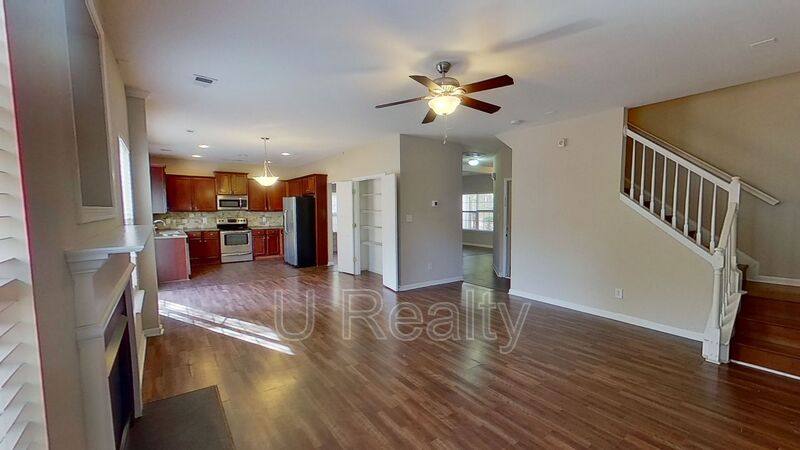 House for rent at 10009 Barrands Lane, Charlotte, NC 28278