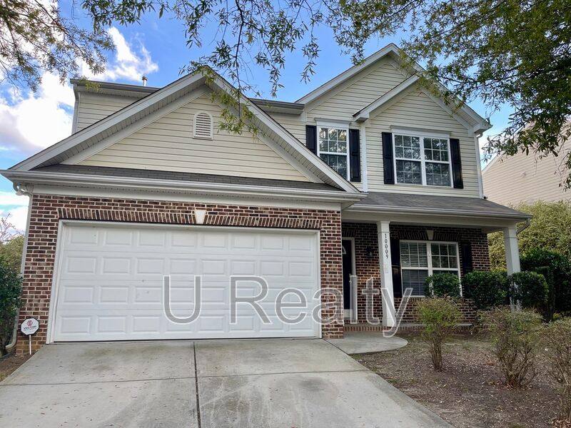 House for rent at 10009 Barrands Lane, Charlotte, NC 28278