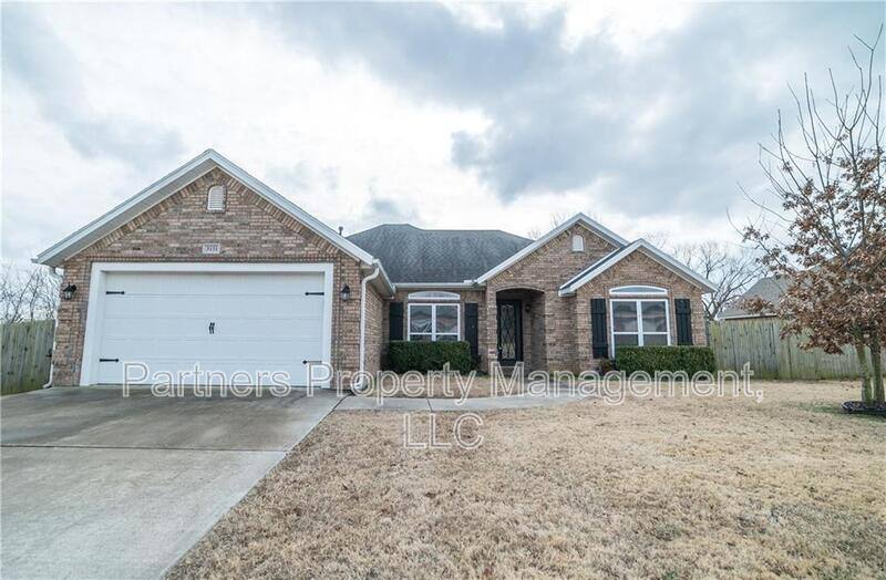 House for rent at 3131 W Ika Lane, Fayetteville, AR 72704
