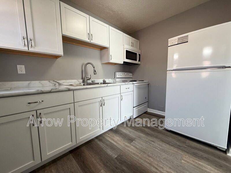 Apartment for rent at 1640 Washington St #1, Lincoln, NE 68502